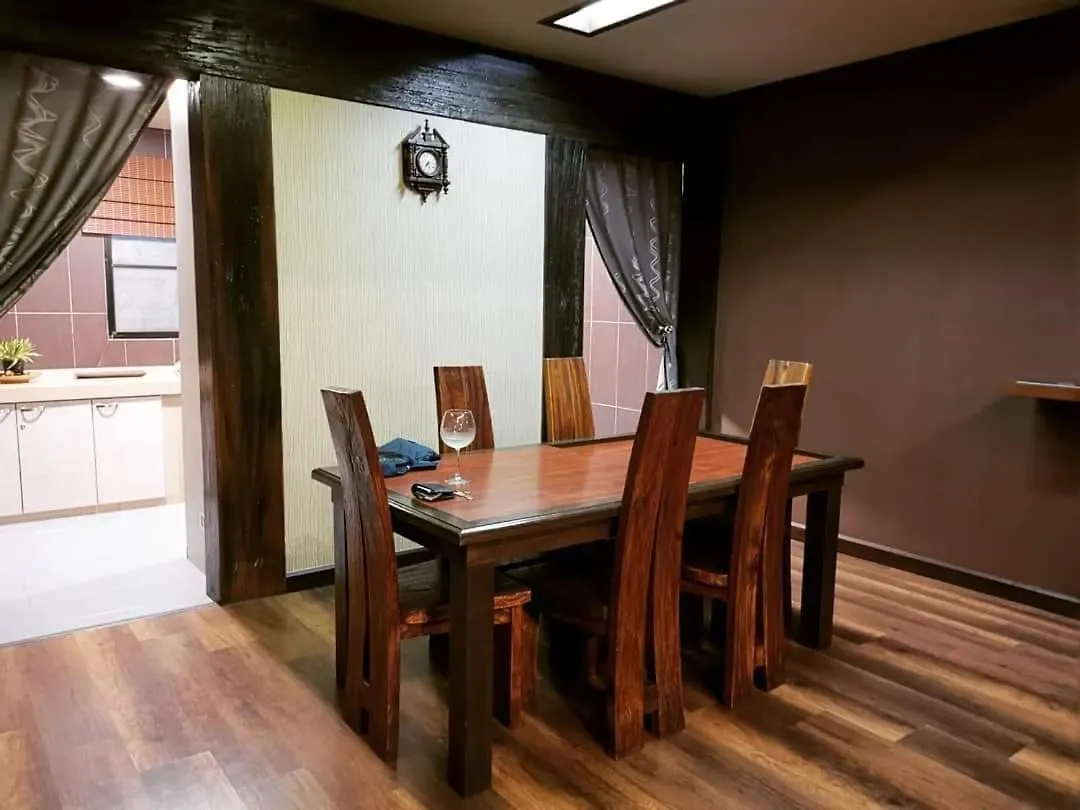 30A Studio Room Medan Ipoh With Pool Table Homestay